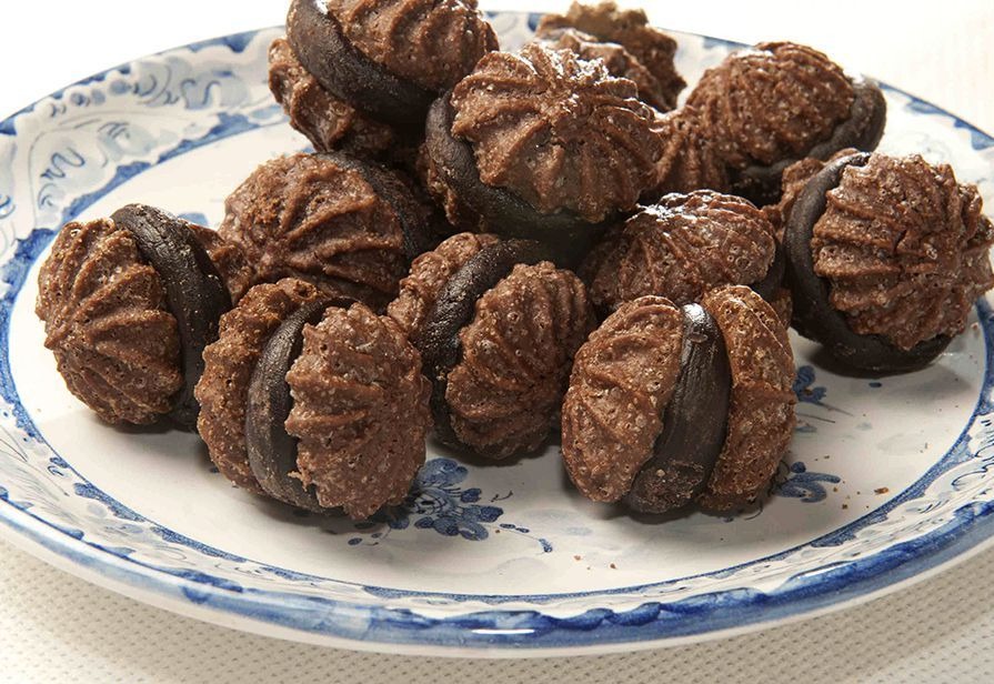 Baci di Alassio: i dolci romantici della riviera ligure