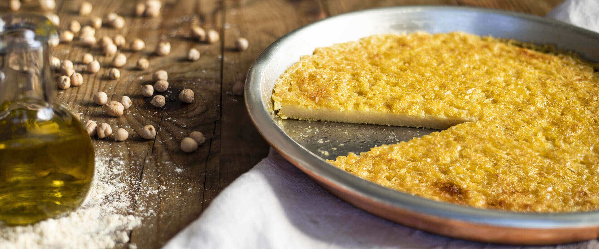 Farinata Ligure: Un Classico della Cucina Genovese