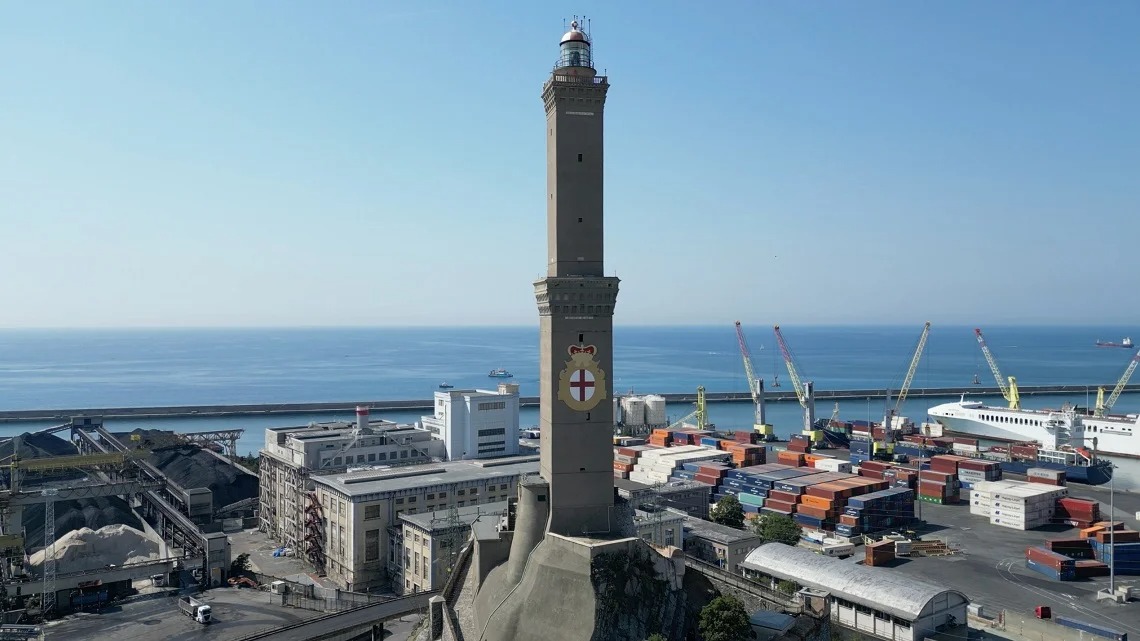 La Lanterna di Genova: Storia e Curiosità sul Simbolo della Superba