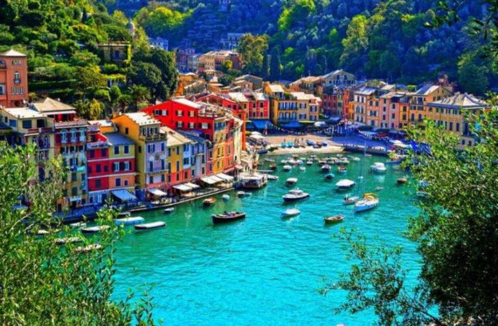 Golfo del Tigullio: Perla della Riviera Ligure tra Portofino, Santa Margherita e Camogli