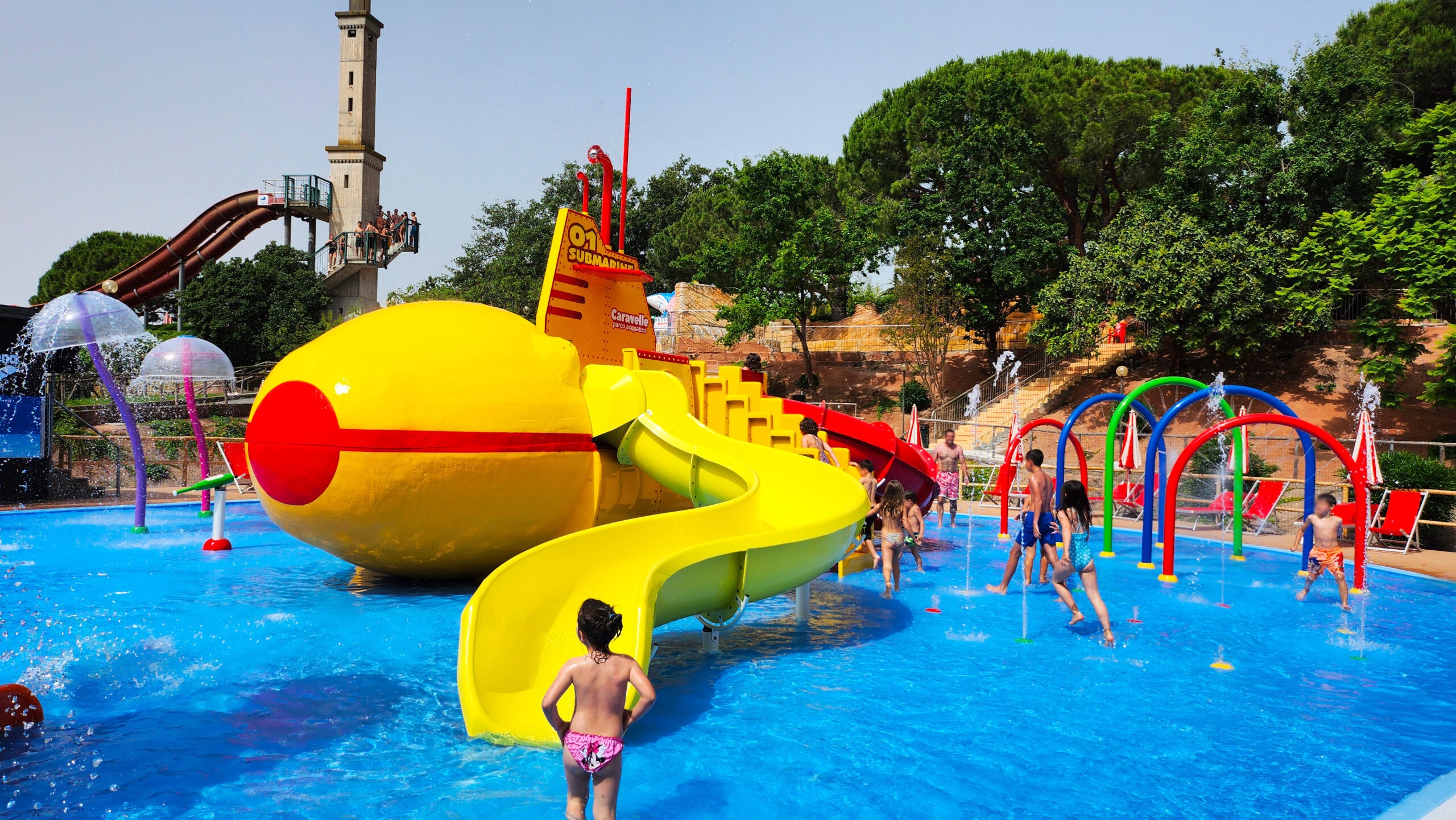 Parchi Acquatici in Liguria: Dove Rinfrescarsi con Divertimento