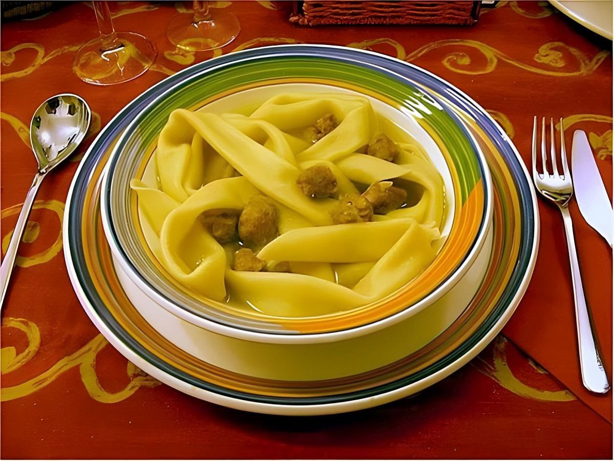 Natalini in Brodo: Ricetta Tradizionale Ligure per il Pranzo di Natale