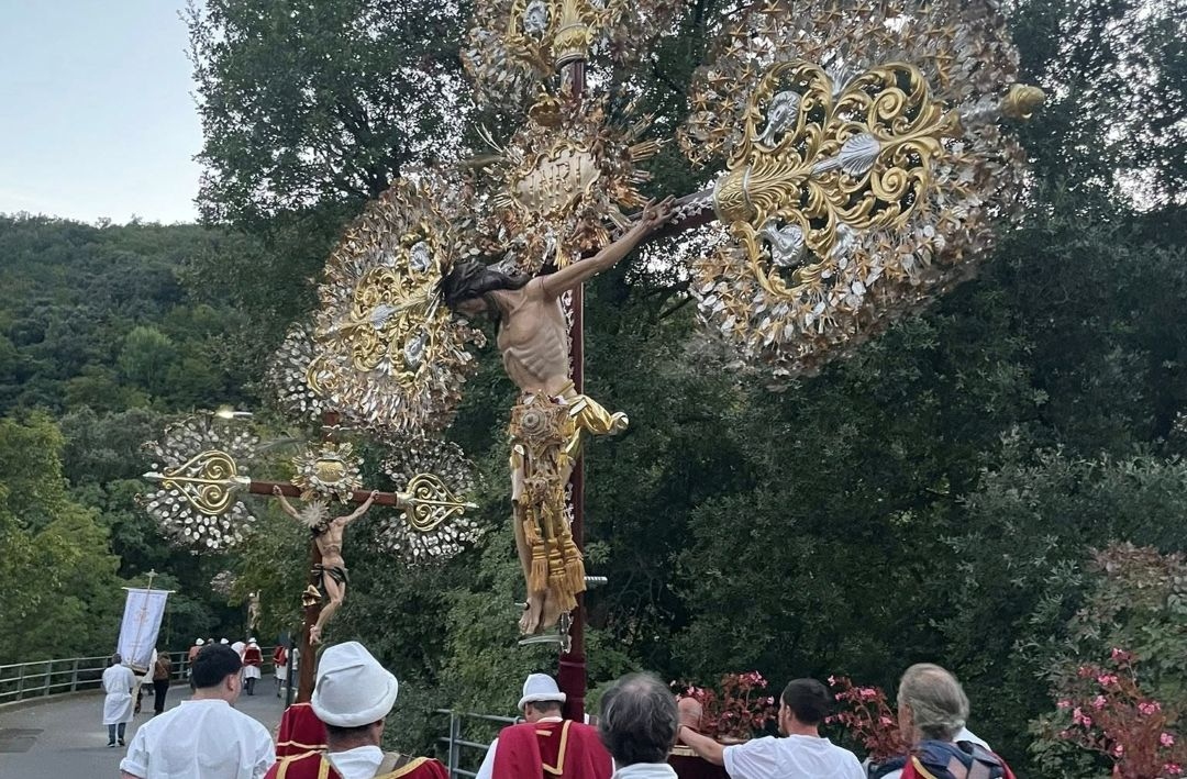 Pasqua in Liguria: Tra Devozione Medievale e Riti di Primavera