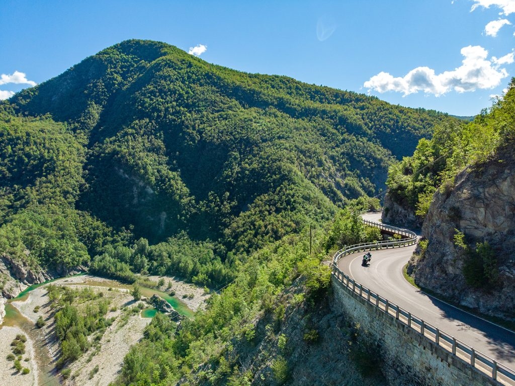 Itinerari in Moto nella Val Trebbia: il paradiso dei motociclisti
